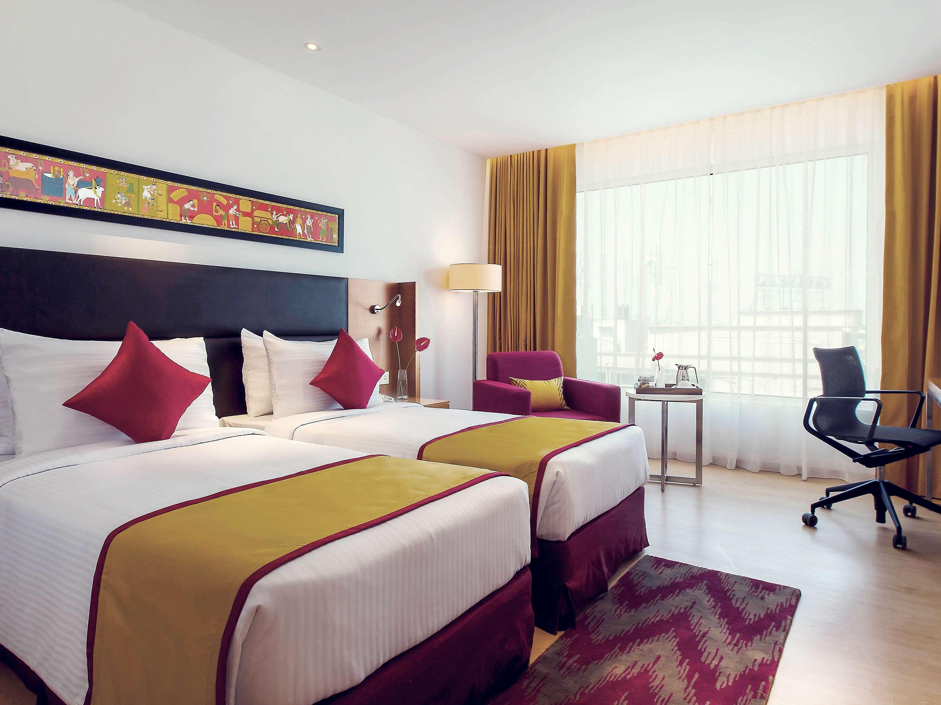 Mercure Hyderabad Kcp Banjara Hills, An Accor Hotel Zewnętrze zdjęcie A room at the hotel