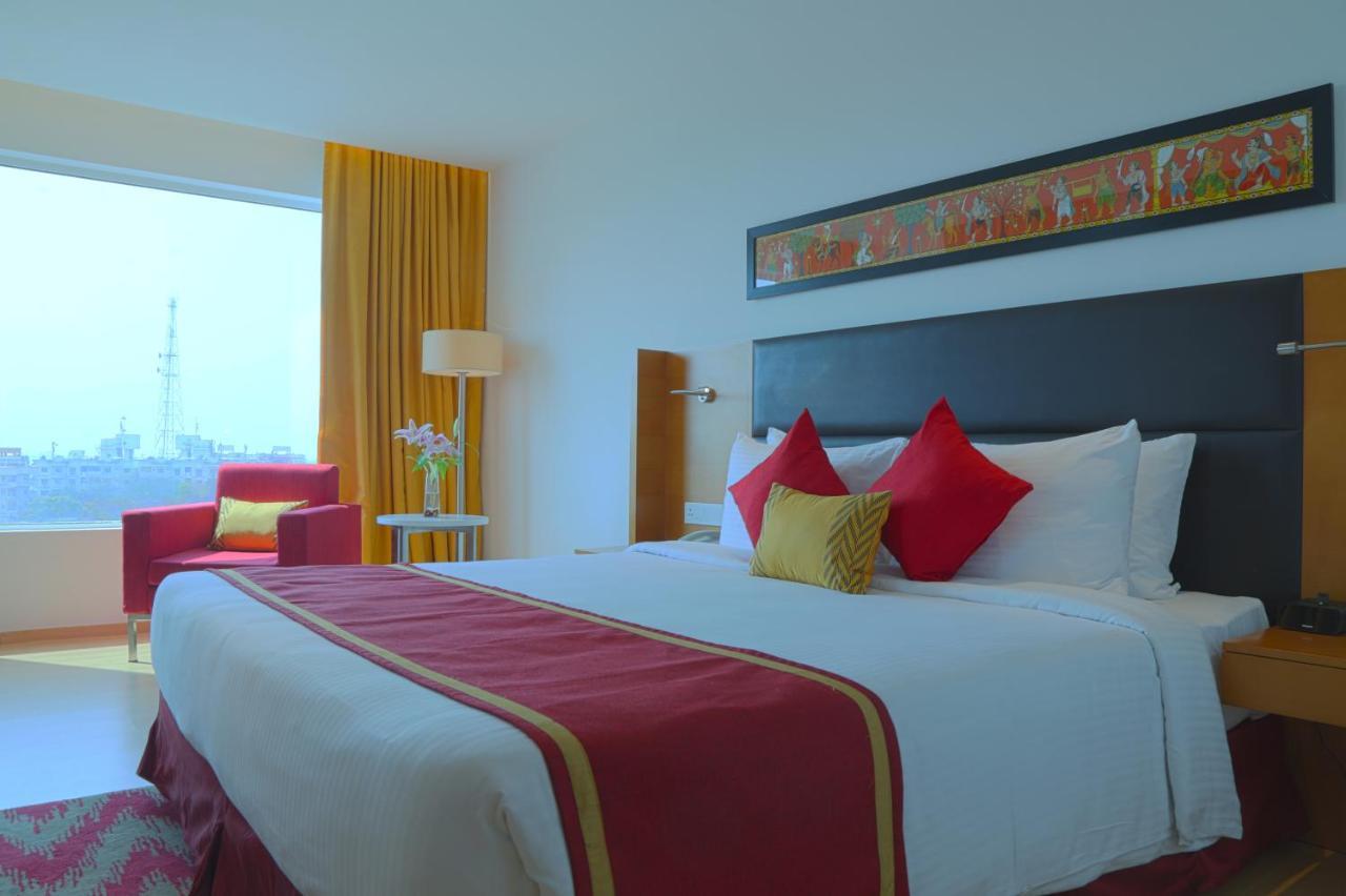 Mercure Hyderabad Kcp Banjara Hills, An Accor Hotel Zewnętrze zdjęcie A room at the hotel